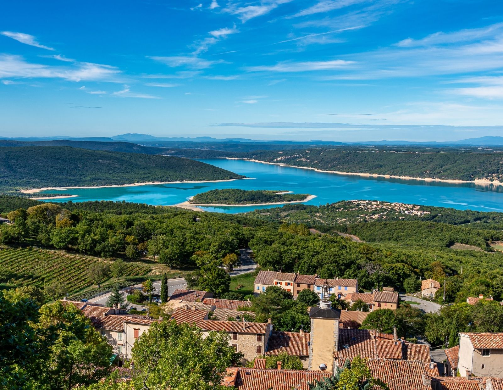 Aiguines : c’est aux portes des Gorges du Verdon